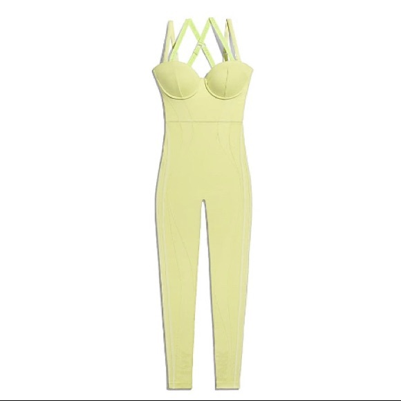 Catesuite - Picture 1 of 4